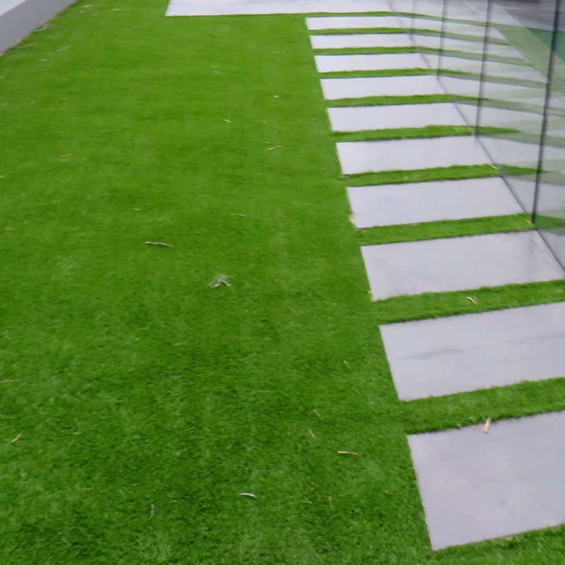 dura-grass synthetic turfin Hoppers Crossing